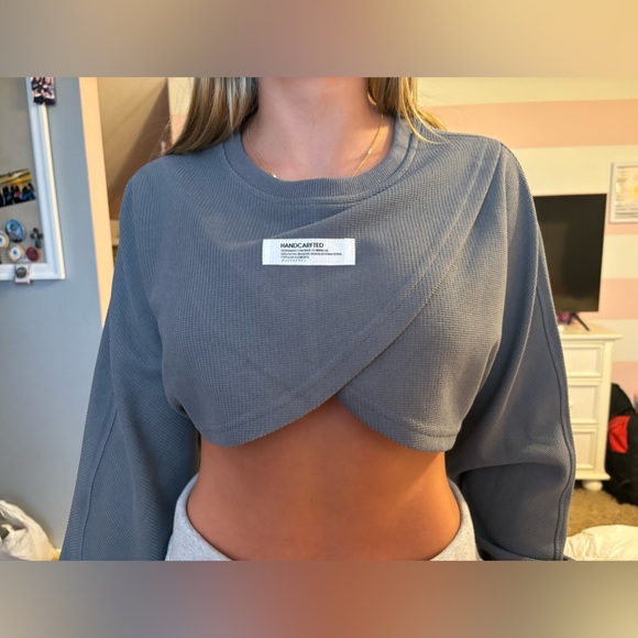 Cropped crewneck - Picture 2 of 2